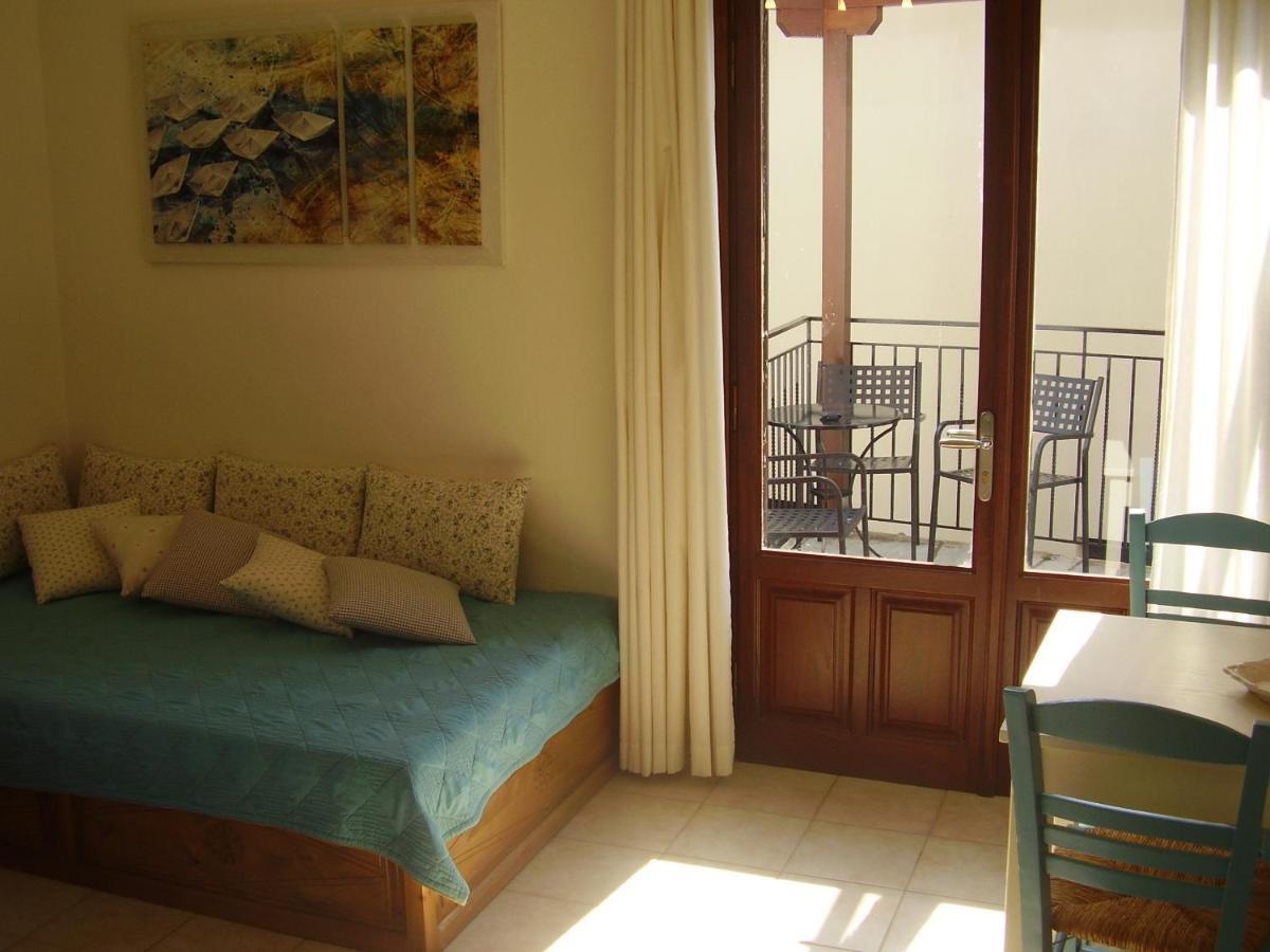 Sunset Suites Лефокастро Екстер'єр фото